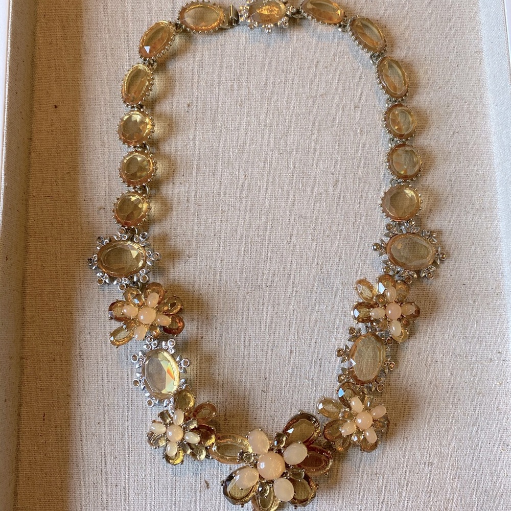 Gorgeous Anthropology necklace